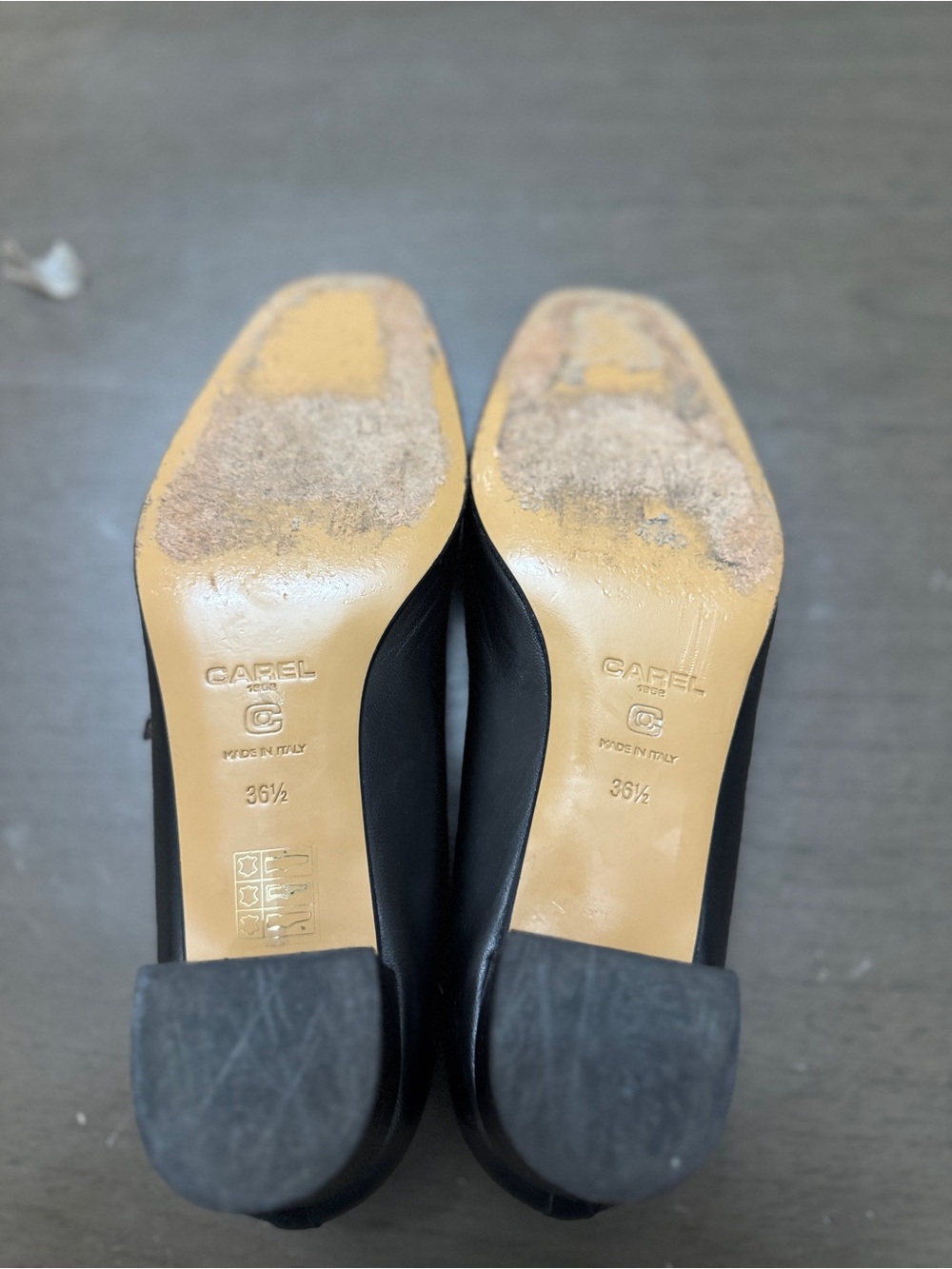 C’AREL PARIS Black leather Mary Jane pumps - Picture 11 of 12